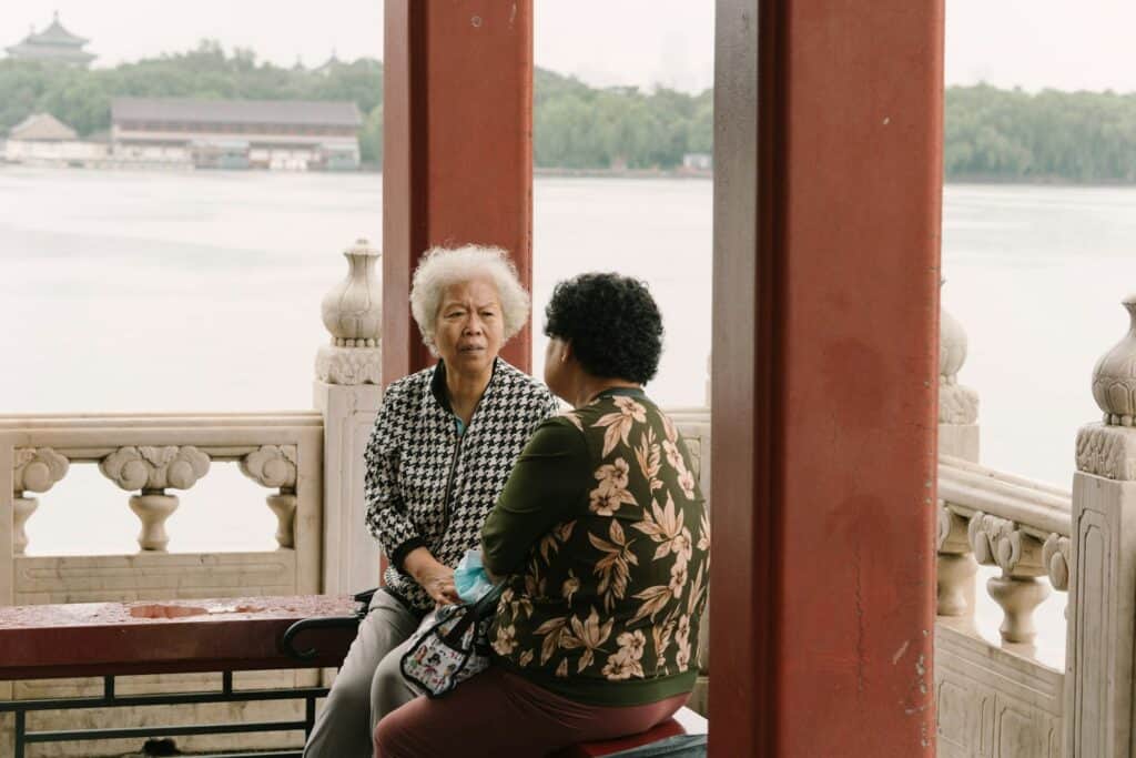 適合補充檸檬酸鈣族群 ：銀髮族與停經女性